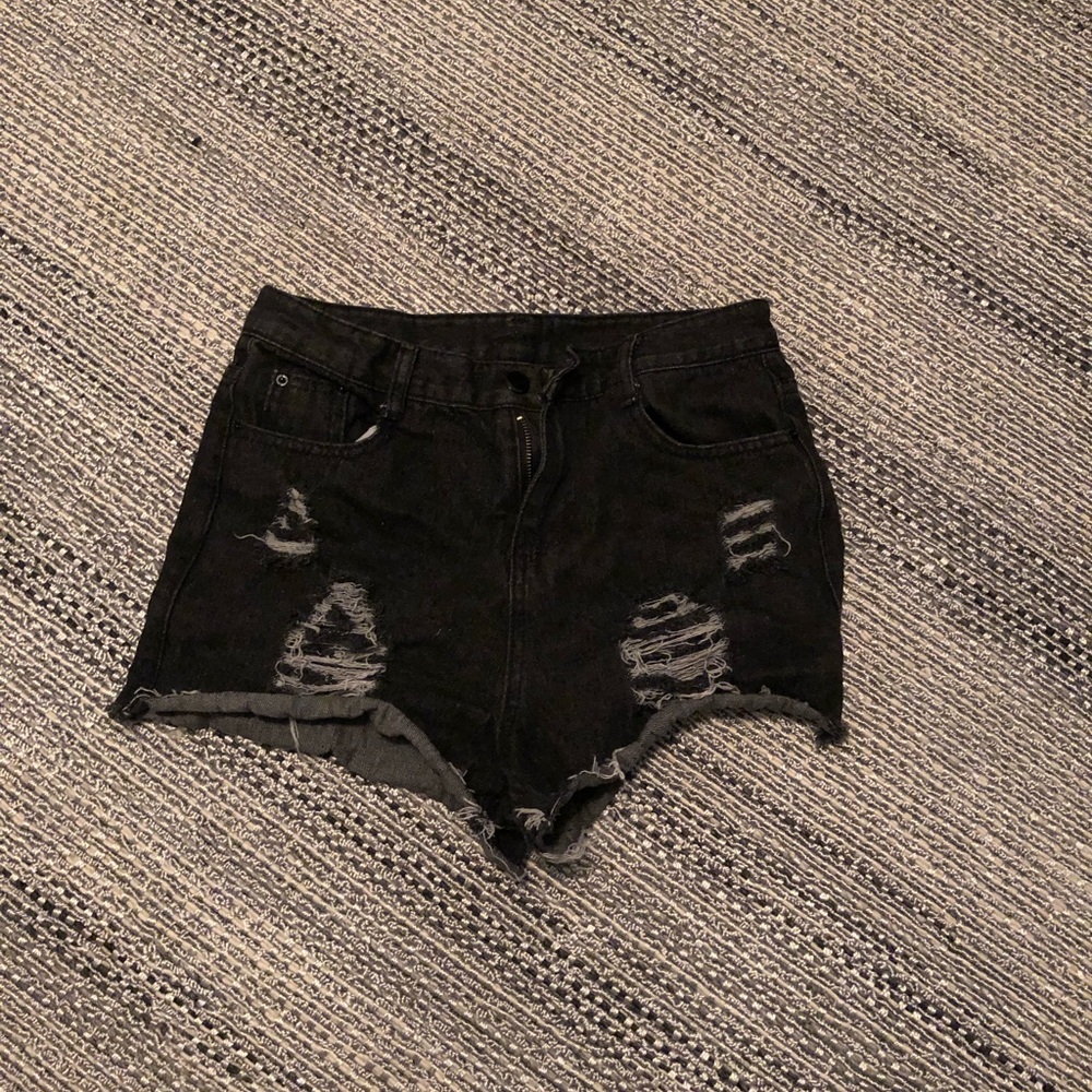 Black distressed shorts